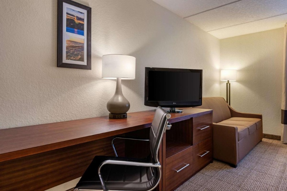 Room image 3